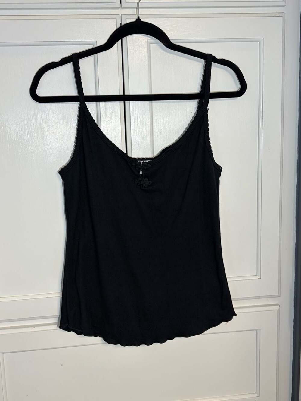 Y2K Vintage Clio Black Ribbed Cami with Chinese Knot Frog Closure 100% cotton-La